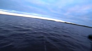 надел эту штуку на блесну и она начала ловить.рыбалка на колебалку и воблер.