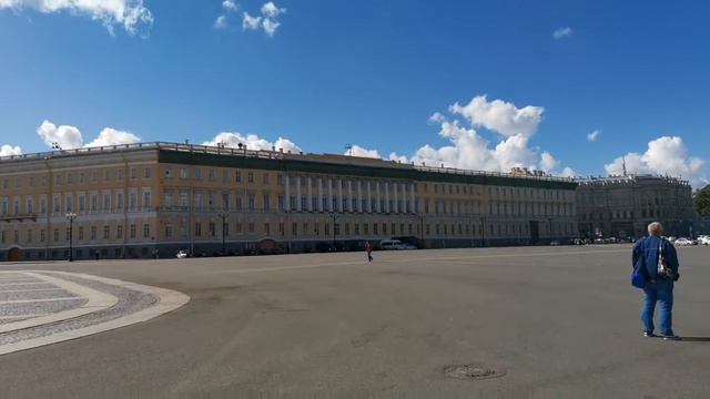 Зимний дворец. Санкт-Петербург.Июль 2020 год. смотреть онлайн