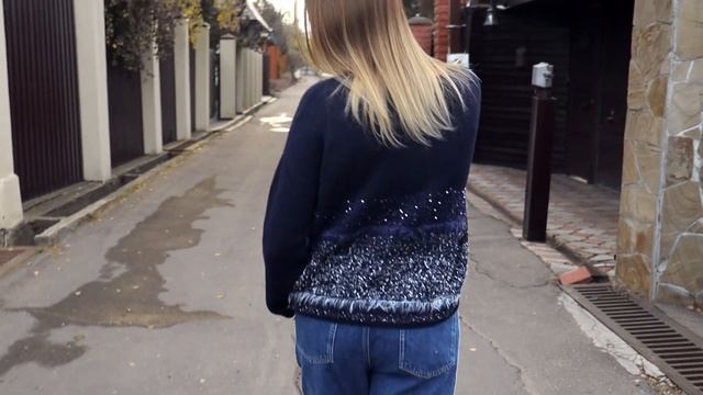 Cиний джемпер из кашемира. Вязание спицами. смотреть онлайн