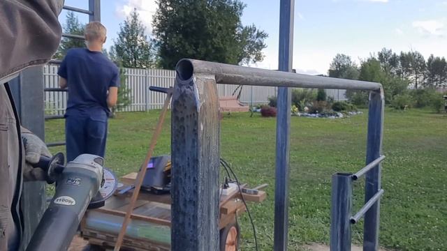 СПОРТИВНАЯ ПЛОЩАДКА СВОИМИ РУКАМИ | УДАЧНИКИ