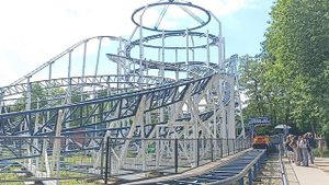 Беларусь | Выбрались в парк аттракционов | Яна в восторге | Парк им. Челюскинцев