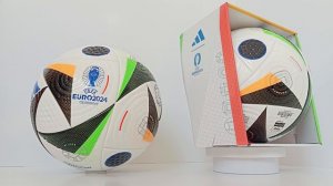 Мяч футбольный ADIDAS Euro 24 fussballliebe PRO