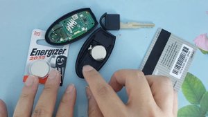 Ganti Baterai Remote Alarm Nissan X-Trail T32 | How To Change your Remote Battery Nissan Rouge
