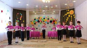 «История любви» исп. Оркестр «Хрустальная мелодия»