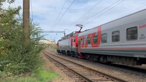 Красавец! Электровоз ЭП20-056 С фирменным поездом “Премиум“ №020С Москва-Ростов на Дону