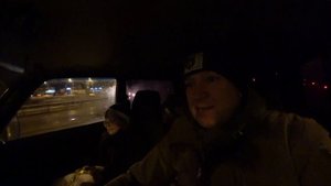 РЫБАЛКА В ЧЕРТЕ ГОРОДА! ЩУКА НА ПОСТАВУШКИ! ЗИМНЯЯ РЫБАЛКА!