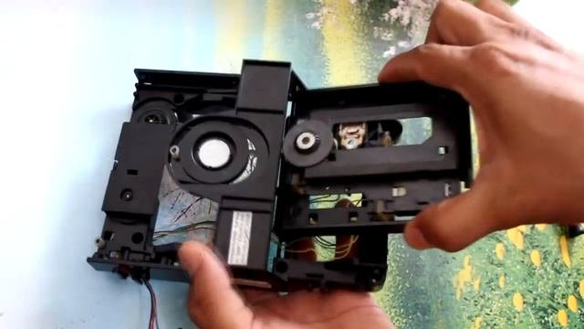 วิธีเปลี่ยนหัวอ่านและเฟืองขับถาดเครื่องเล่น CD MARANTZ หัวอ่าน CDM 12.1 , Vam1202