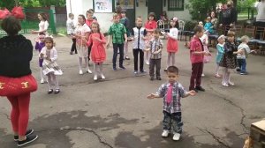 01.06.2020 Детишки Харцызского детского социального центра представили танец