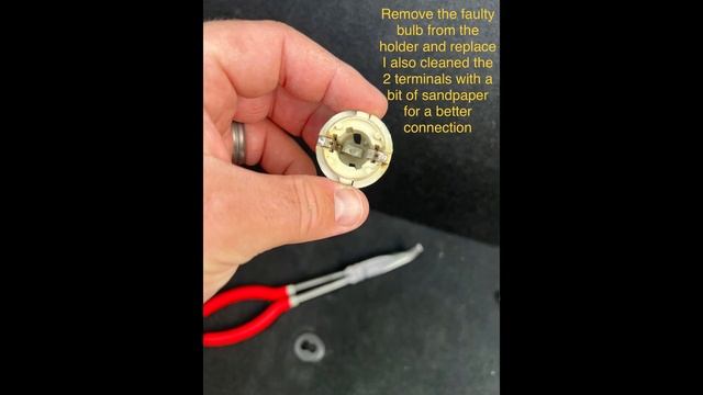 2006 BMW X5 E53 Rear Light Bulb Replacement смотреть онлайн