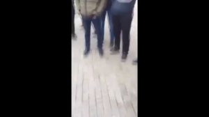 Сергей Симонов - стоим пердим У суда