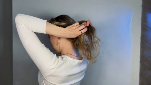 Эту прическу ты повторишь за 10 минут! На свадьбу/на праздник! You can do this 10 minutes hairstyle смотреть онлайн