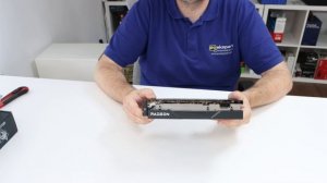 PowerColor Radeon Hellhound RX 7600 unboxing