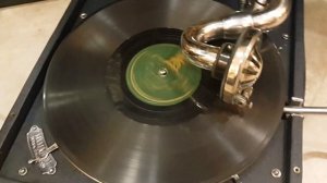 Патефон Московского патефонного завода, Антикварный магазин «Лавка старины»