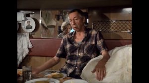 С утра как будто бы все ничего, а вот вечером просто с ног валюсь. Два шага сделаю и падаю...