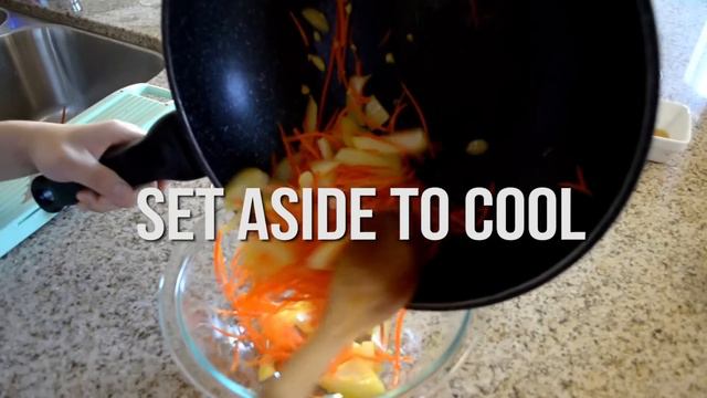 QUICK + EASY JAPCHAE NOODLES RECIPE | AUTHENTIC KOREAN FOOD