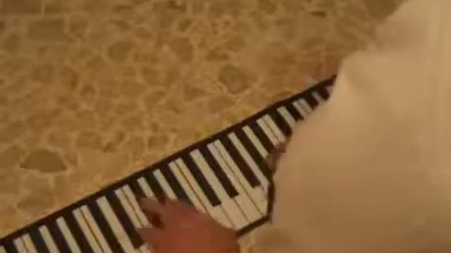 Гибкое пианино - синтезатор Soft Keyboard Piano смотреть онлайн