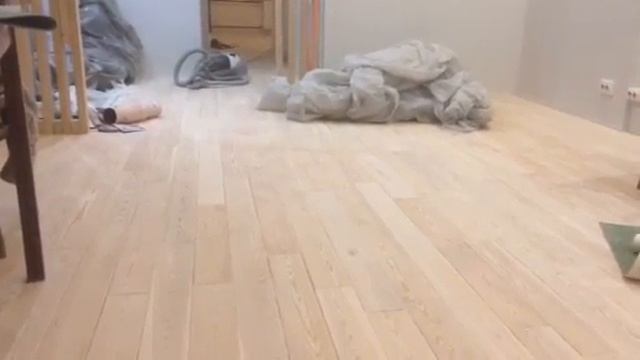 Пол из массива лиственницы в квартире смотреть онлайн