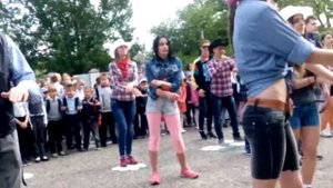 Танцы в 16 школе