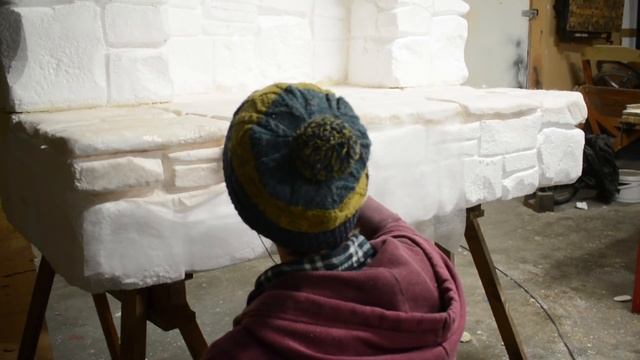 Carving a lifesize fireplace from polystyrene (Styrofoam) смотреть онлайн