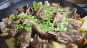 ГОВЯЖЬИ РЕБРА ТОМЛЕНЫЕ С КАРТОФЕЛЕМ _ НАКОРМИТЕ ВСЮ СЕМЬЮ