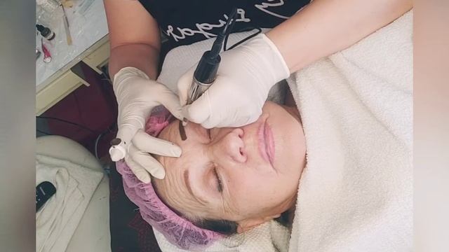 Перманентный макияж преображение- обновляем бровки. Вся процедура. смотреть онлайн