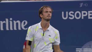 На Первом канале - трансляция финала Открытого чем...ША по теннису: Даниил Медведев - Рафаэль Надаль