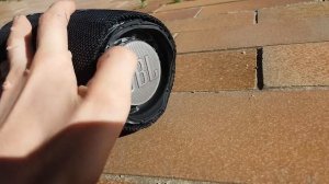 BROKEN JBL CHARGE 4 GG BASS TEST ? 100 % LOW FREQUENCY MODE