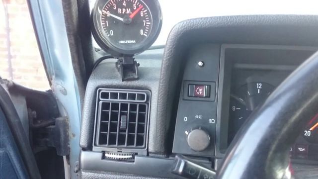 Volvo 240 cold start смотреть онлайн