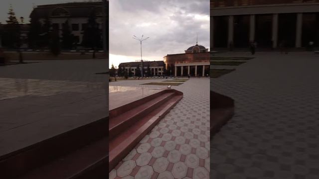 Из России в Казахстан. ЖД вокзал Петропавловска.