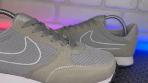 Кроссовки Nike