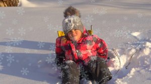 ПЕРВЫЙ СНЕГ КАК ГУЛЯЮТ ДЕТИ? новый год веселое видео детский блог кататься на санках мороз