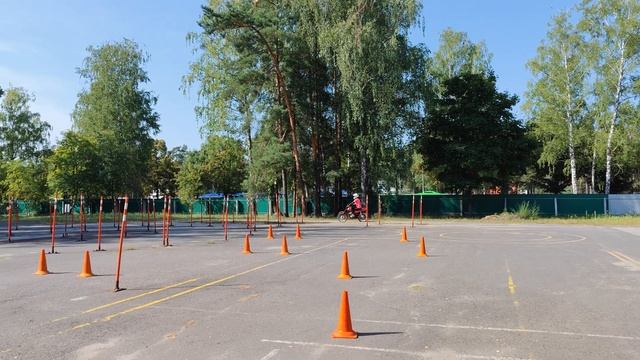 Обучение на А. День перед экзаменом в автошколе смотреть онлайн