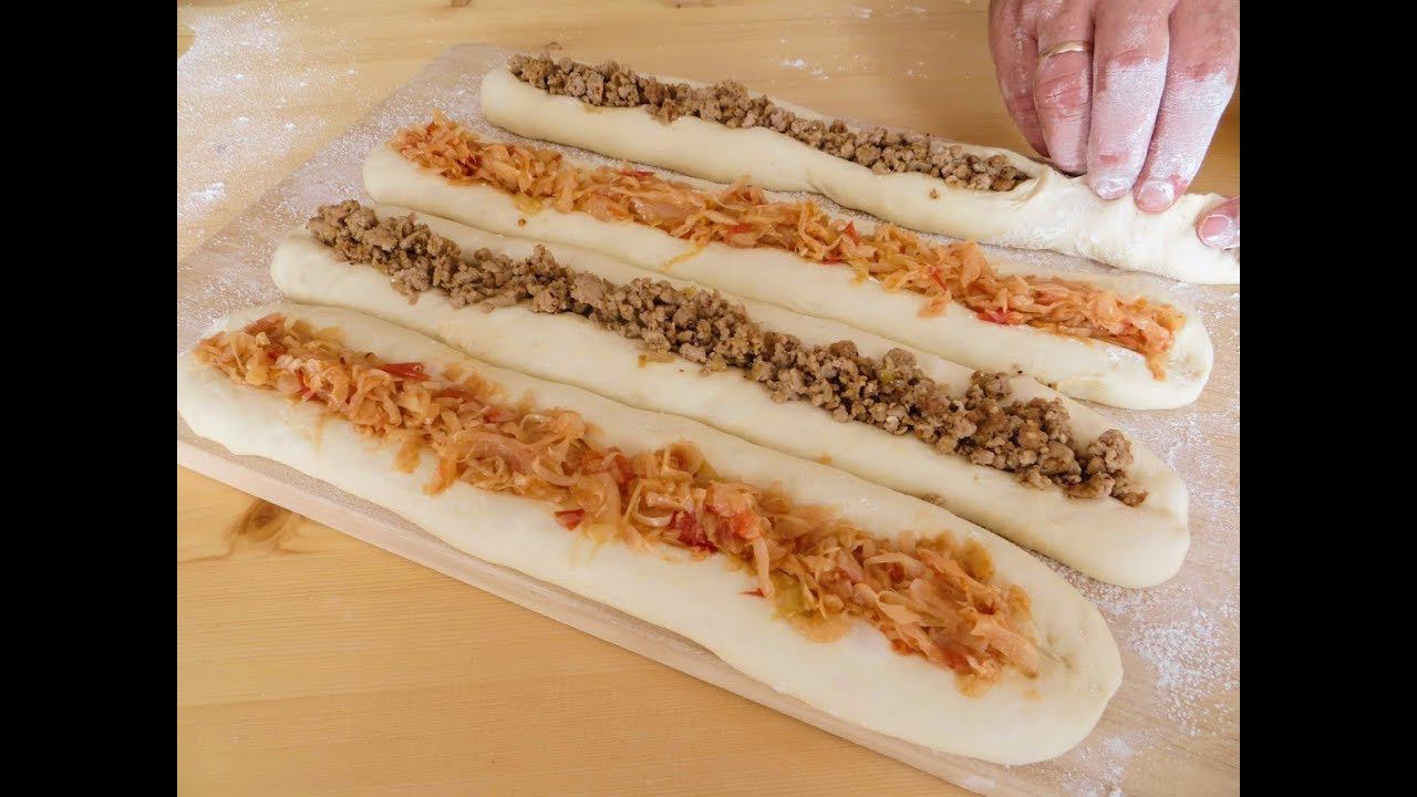 Я просто взял минералку и две свои любимые начинки / Вкусная выпечка