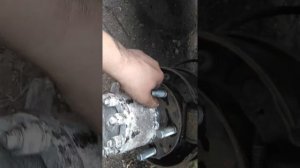 Газель. Замена шпилек заднего колеса. Своими руками.