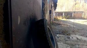 восстановление нарезка зимнего протектора, своими силами. бесплатно! Болгарка в качестве регрувера.