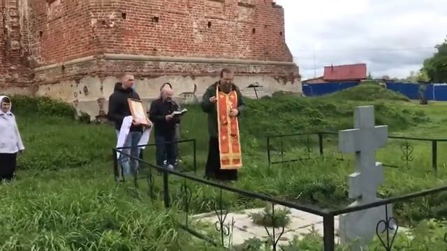 Храм свт. Николая в Нижних Подгоричах 22.05.2020. Заупокойная лития. смотреть онлайн