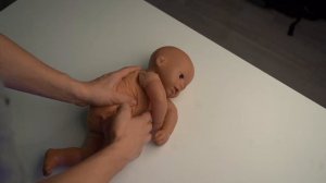 Как держать новорожденного на руках? Научитесь держать ребенка на руках