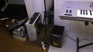 Behringer B1030A Test