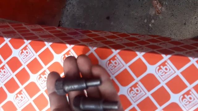 Opel Combo 1.3 замена цепи грм смотреть онлайн