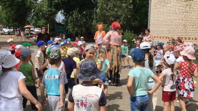 Квест - игра "Путешествие по страницам любимых книг" смотреть онлайн