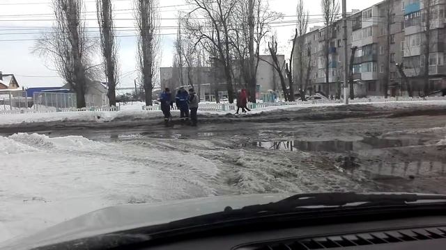 Ямочный ремонт в г. Лиску, ул. Свердлова смотреть онлайн