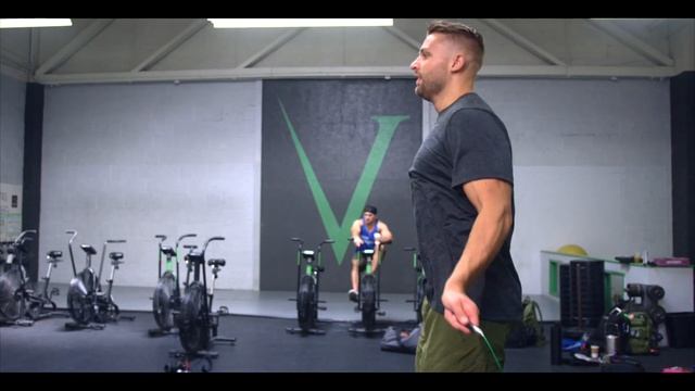 Bear Komplex HUMMER Speed Rope смотреть онлайн