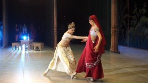Gamzatti VS Nikiya Joy Womack and Alexandra Timofeeva Kremlin Ballet