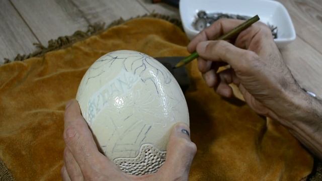 Лучший подарок  с именем  своими руками из скорлупы Яйца страуса ! Полный процесс изготовления .