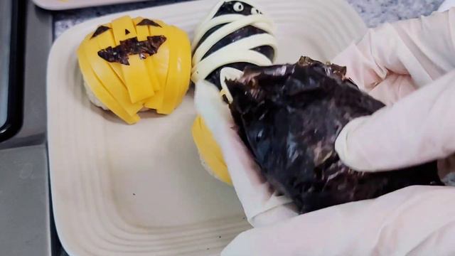 요리브이로그) 할로윈 파티 음식 🎃 간단한 파티요리, 주먹밥, 불닭볶음면, 마시멜로, 바나나, 초콜렛, 샤인머스켓 먹방 (SUB)
