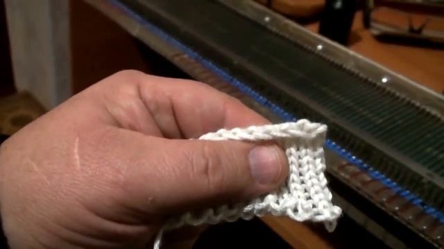 Вязальная машина Нева-8 (Ладога-1). 2. Заправка нити и набор петель