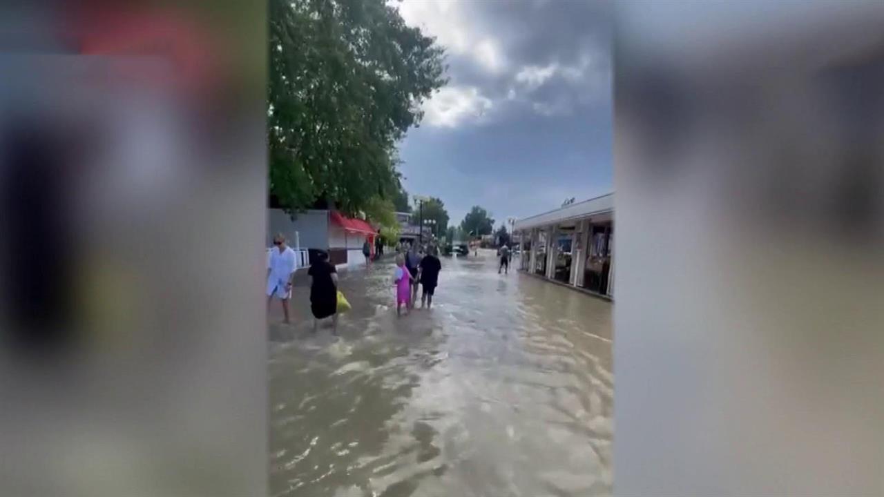 Мощный ливень в Анапе привел к наводнению