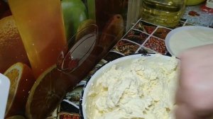 Как приготовить сливочное масло в домашних условиях из сметаны