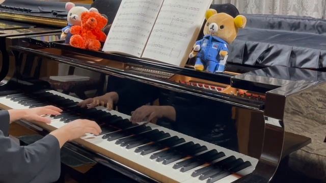 「いつでも誰かが」バイエル程度で弾ける初級ピアノ曲