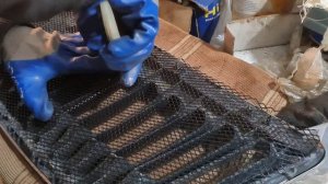 Шкода Октавия а5, защитная сетка радиатора от камней вторая часть